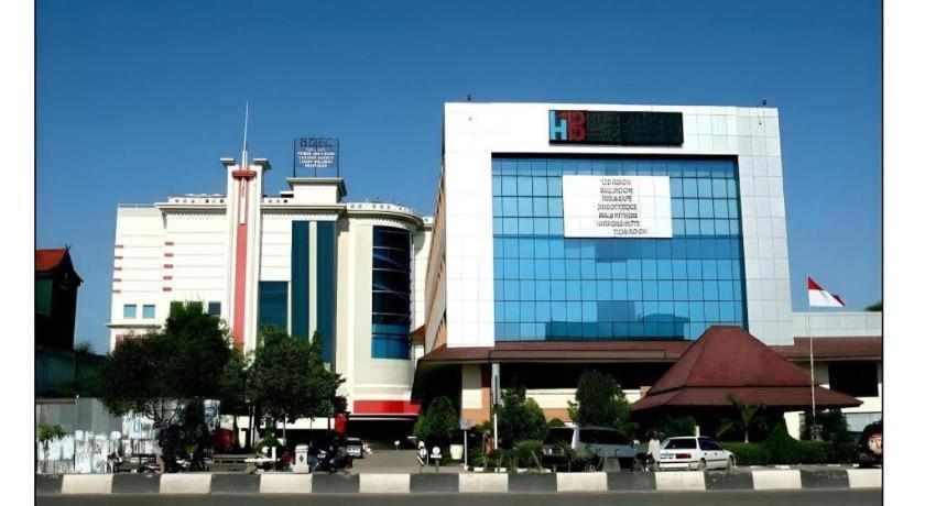Hotel Banjarmasin International ภายนอก รูปภาพ