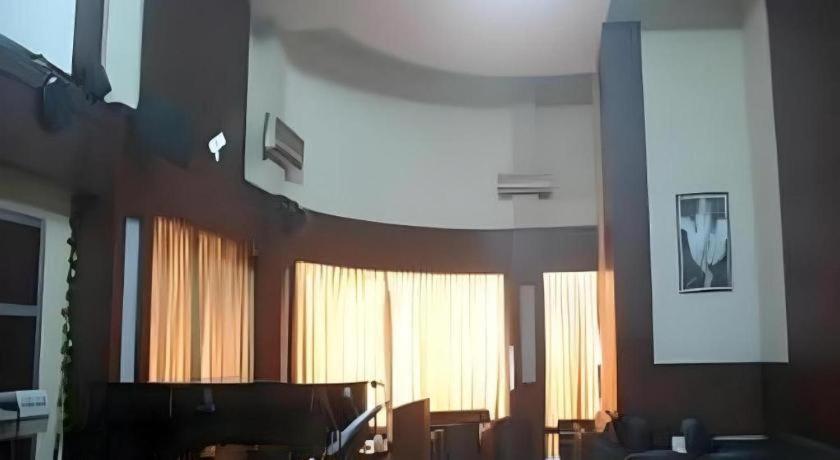Hotel Banjarmasin International ภายนอก รูปภาพ
