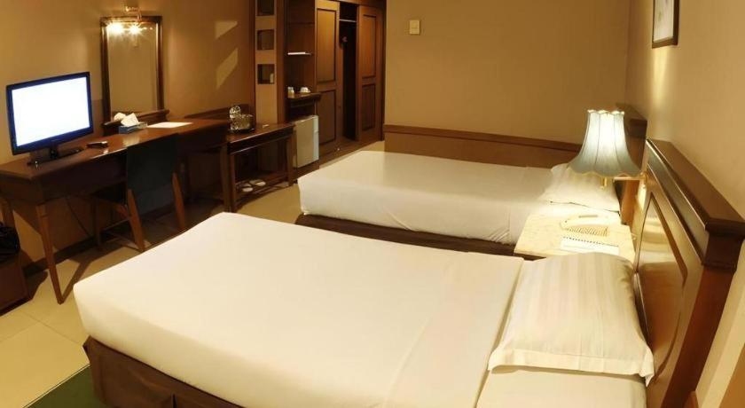 Hotel Banjarmasin International ภายนอก รูปภาพ