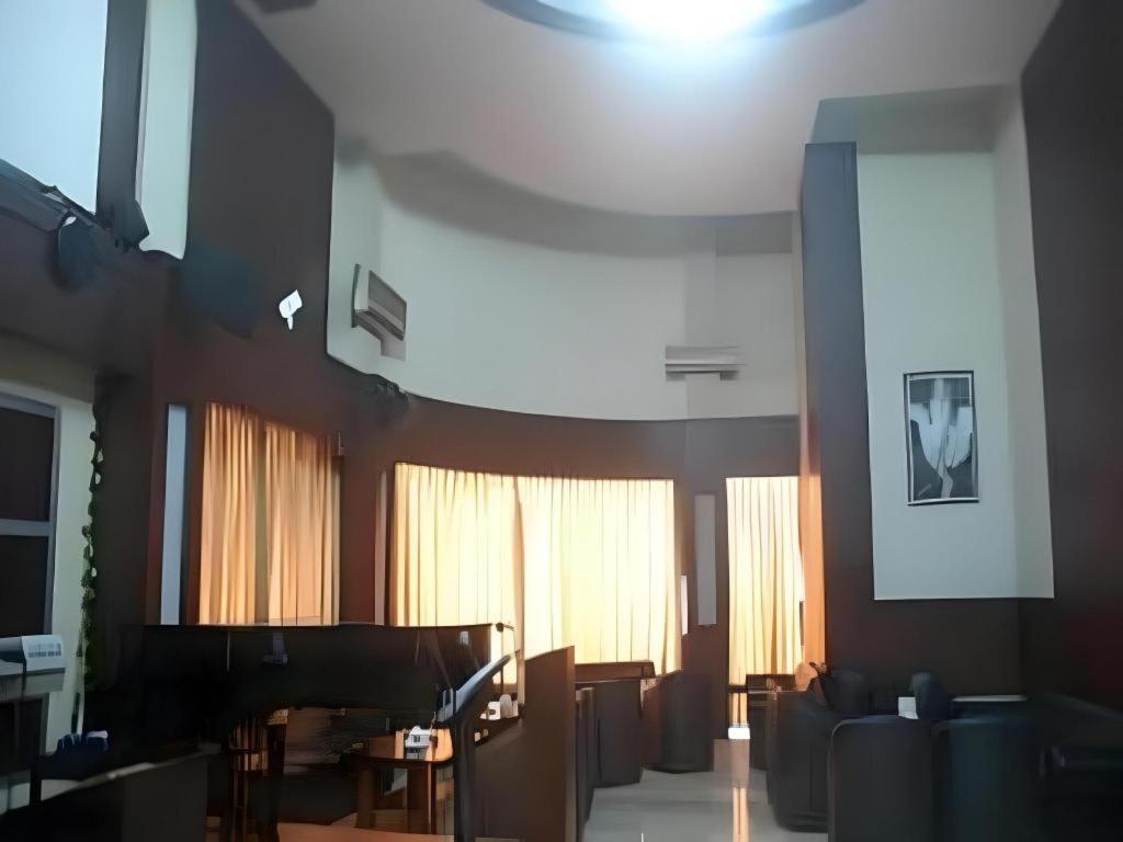 Hotel Banjarmasin International ภายนอก รูปภาพ